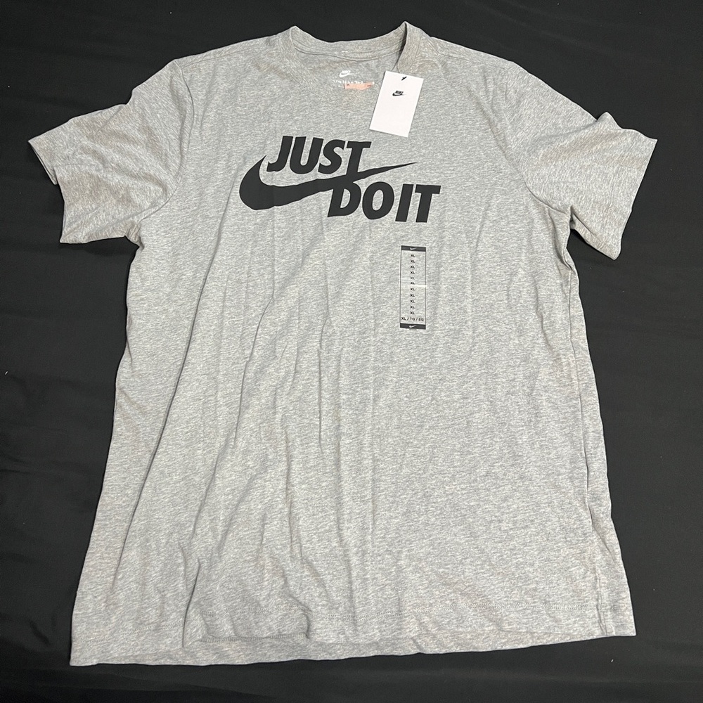 Nike Light Gray Men's Tee